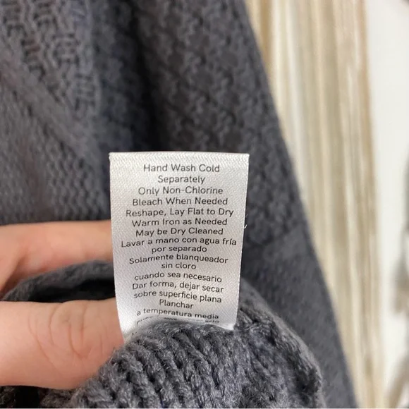 Venus Cable Knit Dolman Sleeve Short Sweater Size XS - Picture 10 of 12